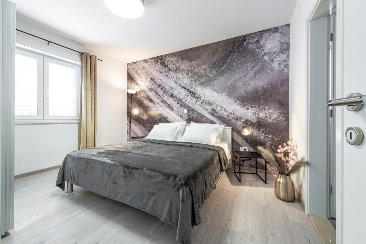Villa Gold Residence 1 米利尼 外观 照片