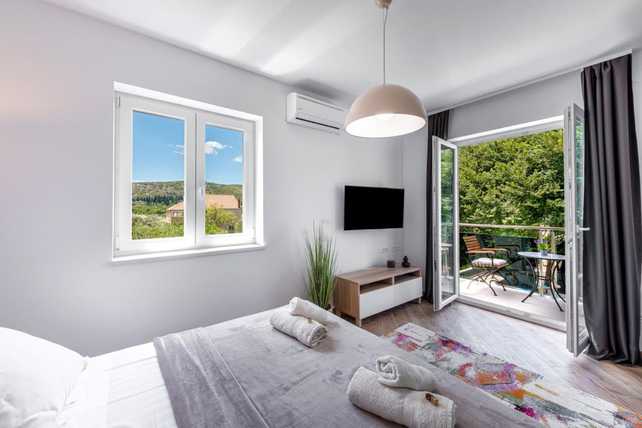 Villa Gold Residence 1 米利尼 外观 照片